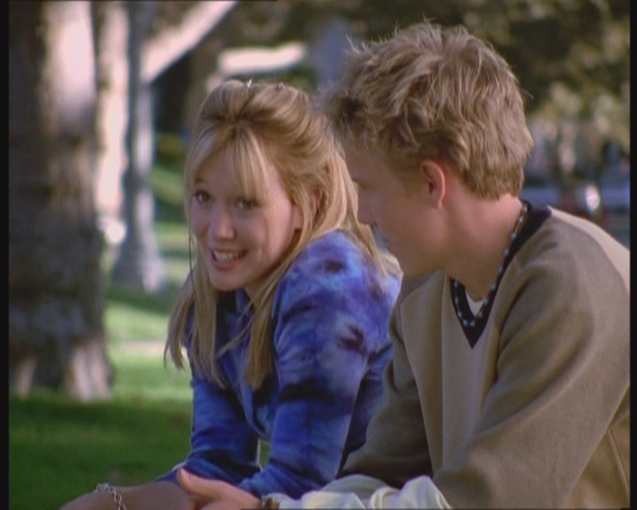 DailyDuff-dot-org_LizzieMcGuire-FirstKiss0616.jpg