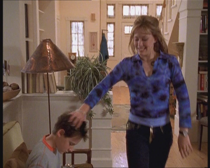 DailyDuff-dot-org_LizzieMcGuire-FirstKiss0682.jpg DailyDuff-dot-org_LizzieMcGuire-FirstKiss0682.jpg