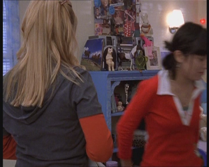 DailyDuff-dot-org_LizzieMcGuire-FirstKiss0853.jpg