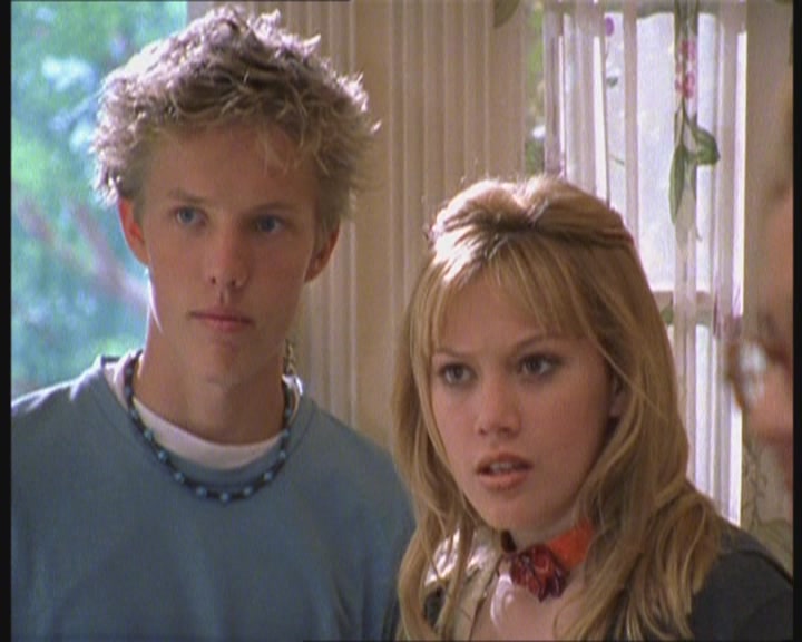DailyDuff-dot-org_LizzieMcGuire-FirstKiss0980.jpg