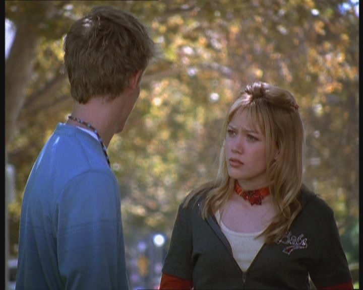 DailyDuff-dot-org_LizzieMcGuire-FirstKiss1038.jpg