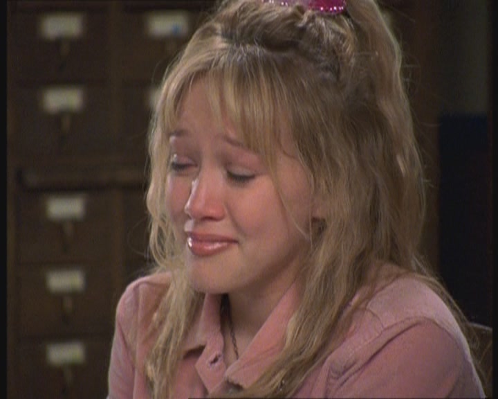 DailyDuff-dot-org_LizzieMcGuire-FirstKiss1153.jpg