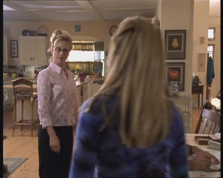 DailyDuff-dot-org_LizzieMcGuire-FirstKiss1204.jpg