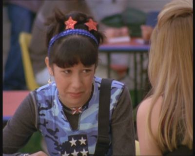 DailyDuff-dot-org_LizzieMcGuire-FirstKiss0281.jpg