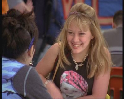 DailyDuff-dot-org_LizzieMcGuire-FirstKiss0293.jpg