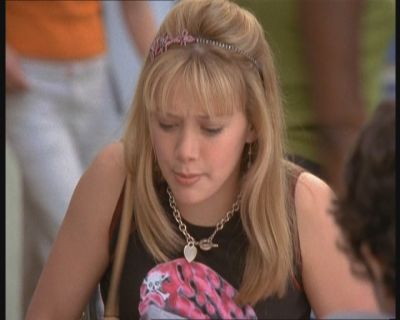 DailyDuff-dot-org_LizzieMcGuire-FirstKiss0313.jpg