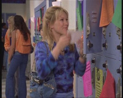 DailyDuff-dot-org_LizzieMcGuire-FirstKiss0436.jpg