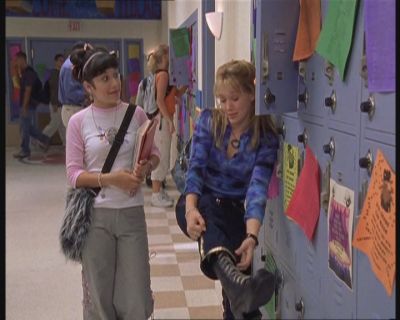 DailyDuff-dot-org_LizzieMcGuire-FirstKiss0447.jpg