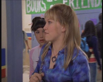 DailyDuff-dot-org_LizzieMcGuire-FirstKiss0458.jpg