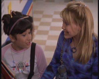 DailyDuff-dot-org_LizzieMcGuire-FirstKiss0465.jpg