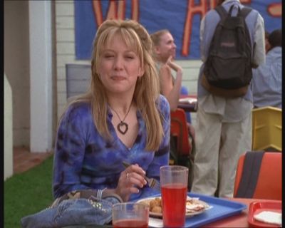 DailyDuff-dot-org_LizzieMcGuire-FirstKiss0494.jpg