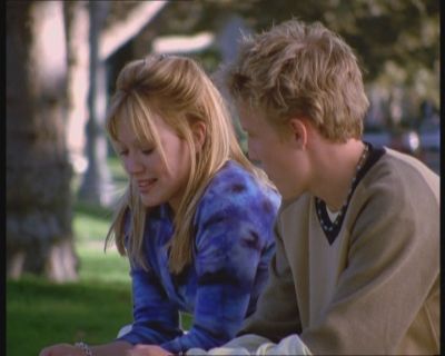 DailyDuff-dot-org_LizzieMcGuire-FirstKiss0613.jpg