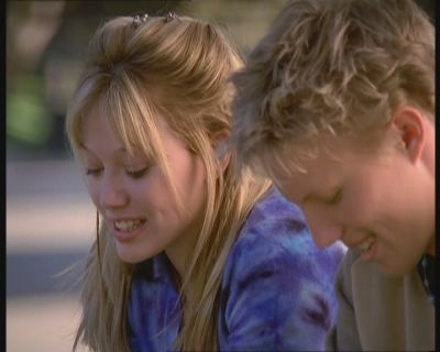 DailyDuff-dot-org_LizzieMcGuire-FirstKiss0630.jpg