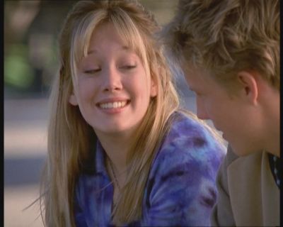 DailyDuff-dot-org_LizzieMcGuire-FirstKiss0639.jpg