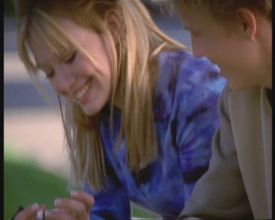 DailyDuff-dot-org_LizzieMcGuire-FirstKiss0646.jpg