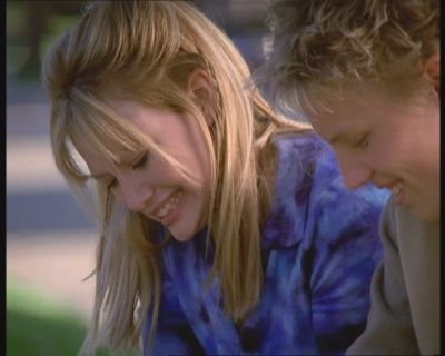 DailyDuff-dot-org_LizzieMcGuire-FirstKiss0649.jpg