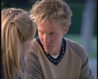 DailyDuff-dot-org_LizzieMcGuire-FirstKiss0664.jpg