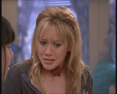 DailyDuff-dot-org_LizzieMcGuire-FirstKiss0803.jpg