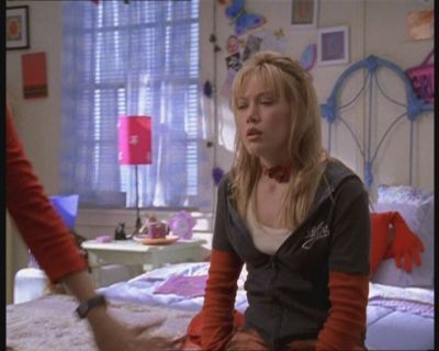 DailyDuff-dot-org_LizzieMcGuire-FirstKiss0814.jpg