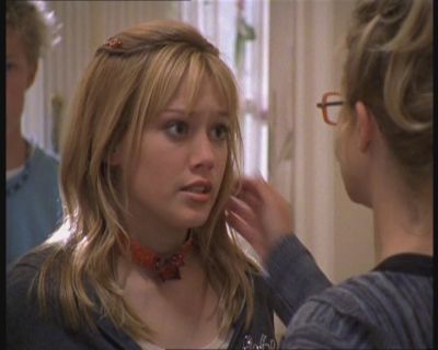 DailyDuff-dot-org_LizzieMcGuire-FirstKiss0999.jpg