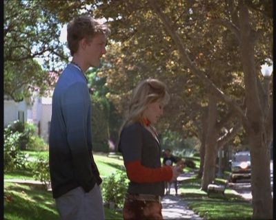 DailyDuff-dot-org_LizzieMcGuire-FirstKiss1030.jpg