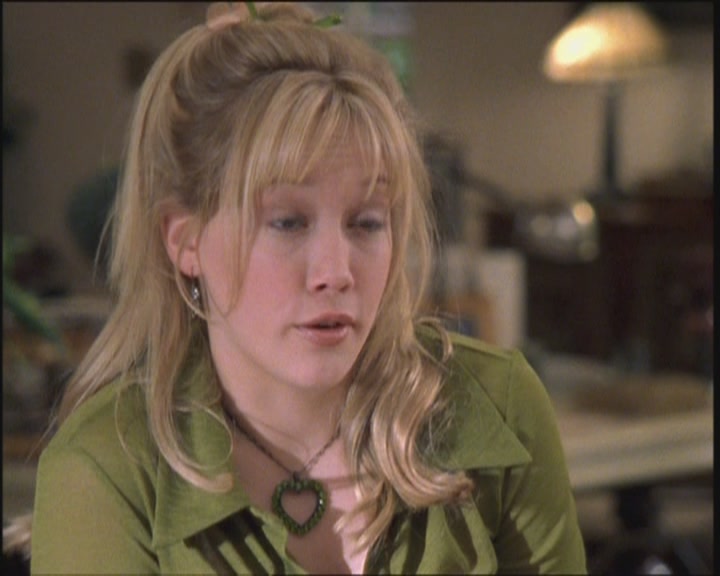 DailyDuff-dot-org_LizzieMcGuire-ElOroDeMontezuma0338.jpg