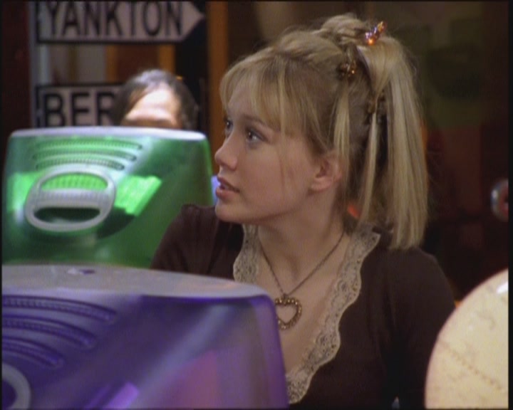 DailyDuff-dot-org_LizzieMcGuire-ElOroDeMontezuma0468.jpg