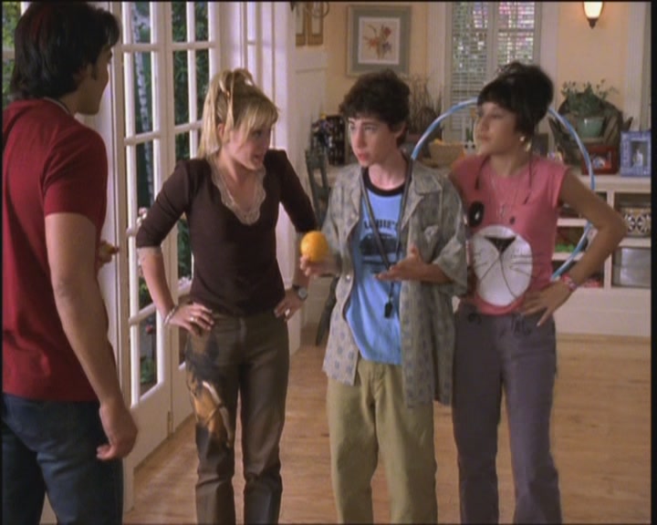DailyDuff-dot-org_LizzieMcGuire-ElOroDeMontezuma0502.jpg