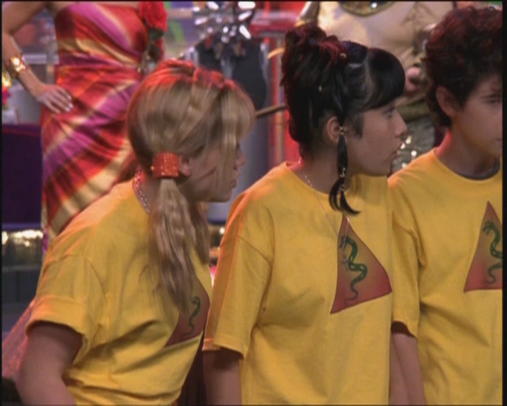 DailyDuff-dot-org_LizzieMcGuire-ElOroDeMontezuma0674.jpg