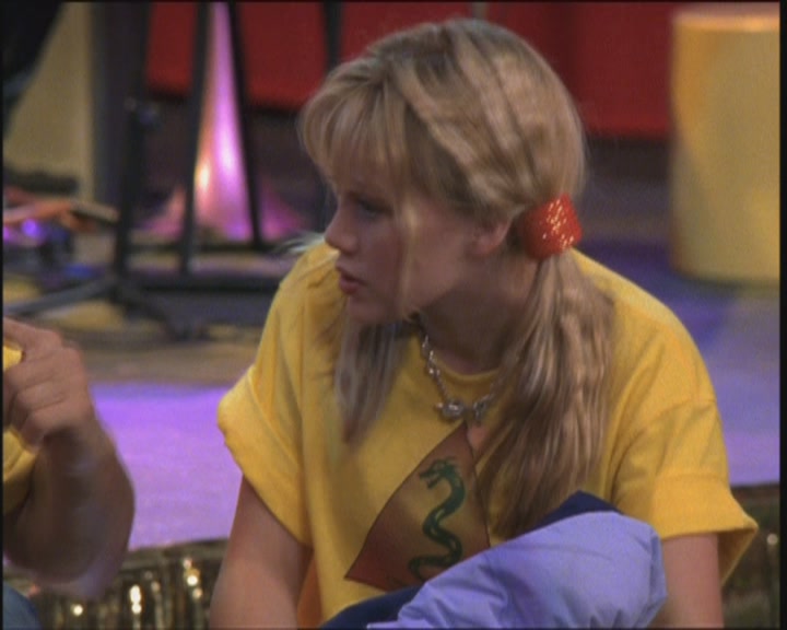 DailyDuff-dot-org_LizzieMcGuire-ElOroDeMontezuma0801.jpg