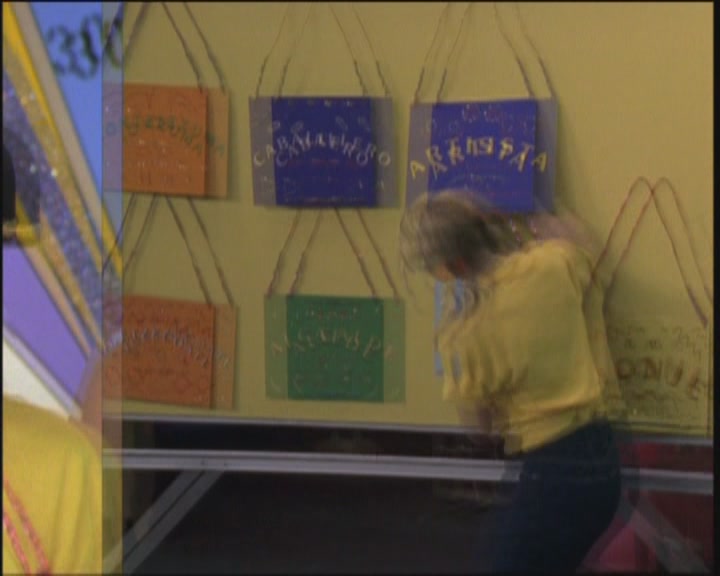 DailyDuff-dot-org_LizzieMcGuire-ElOroDeMontezuma0930.jpg