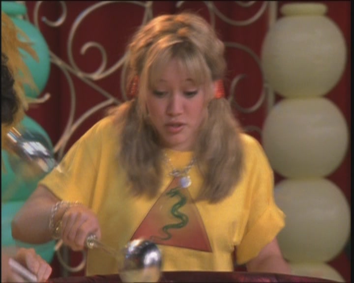 DailyDuff-dot-org_LizzieMcGuire-ElOroDeMontezuma1004.jpg