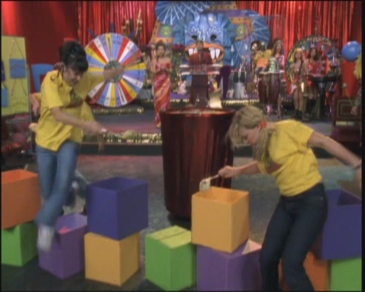 DailyDuff-dot-org_LizzieMcGuire-ElOroDeMontezuma1006.jpg