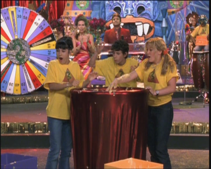 DailyDuff-dot-org_LizzieMcGuire-ElOroDeMontezuma1059.jpg