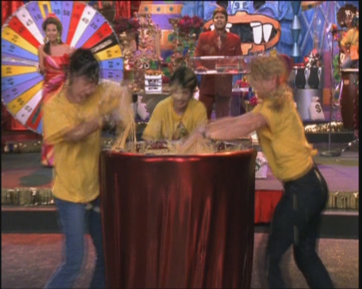 DailyDuff-dot-org_LizzieMcGuire-ElOroDeMontezuma1093.jpg
