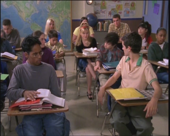DailyDuff-dot-org_LizzieMcGuire-ElOroDeMontezuma1138.jpg