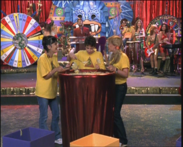 DailyDuff-dot-org_LizzieMcGuire-ElOroDeMontezuma1256.jpg