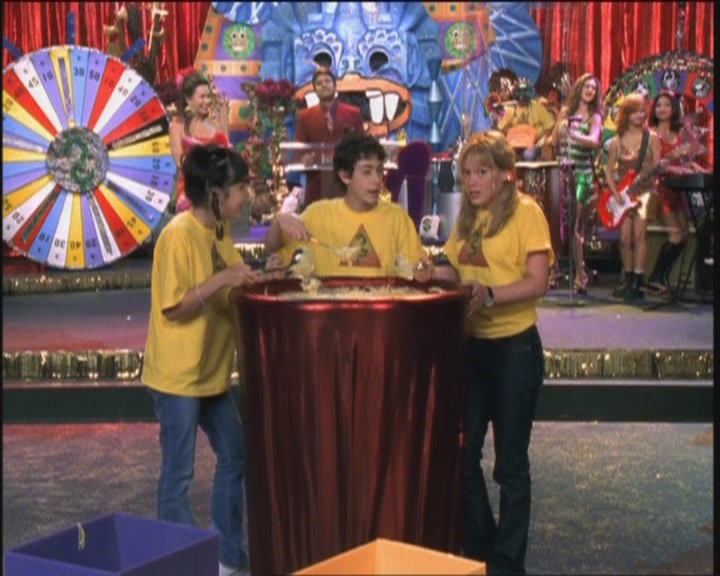 DailyDuff-dot-org_LizzieMcGuire-ElOroDeMontezuma1258.jpg