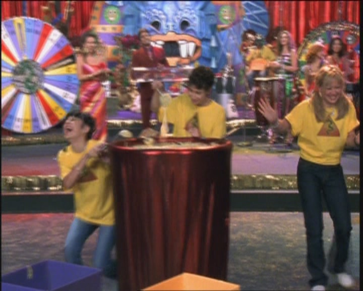 DailyDuff-dot-org_LizzieMcGuire-ElOroDeMontezuma1261.jpg