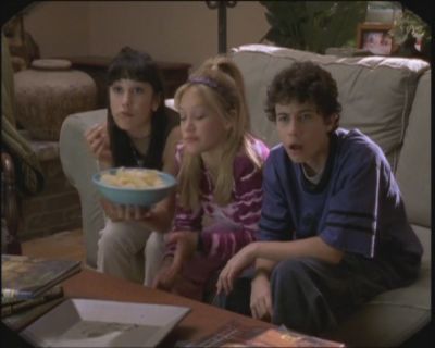 DailyDuff-dot-org_LizzieMcGuire-ElOroDeMontezuma0000.jpg