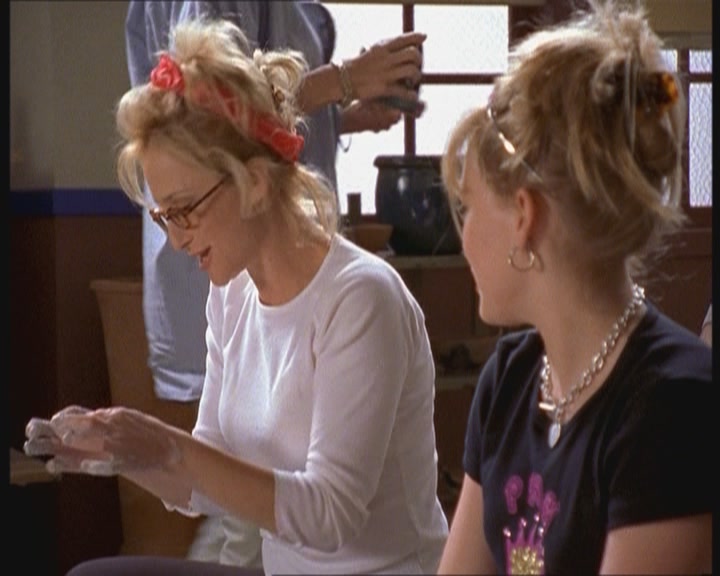DailyDuff-dot-nl_2x03MomsBestFriend0515.jpg