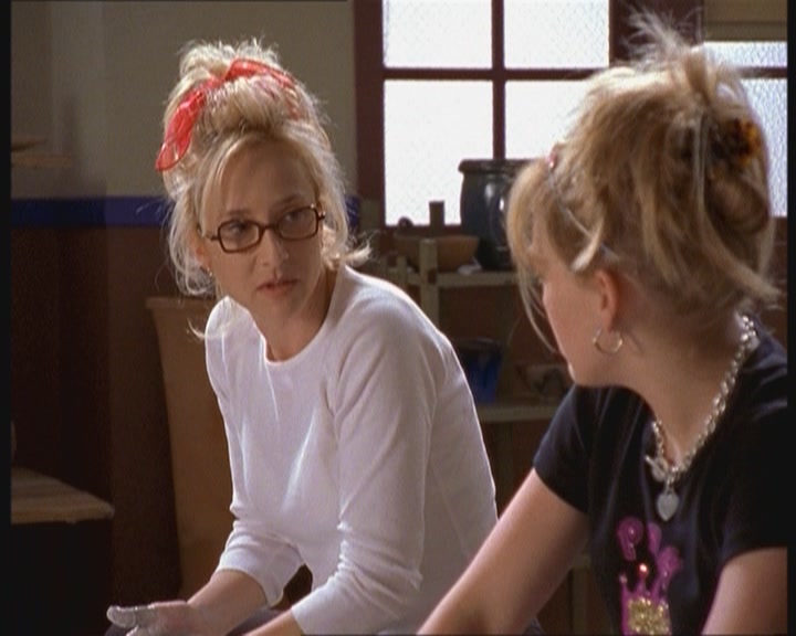 DailyDuff-dot-nl_2x03MomsBestFriend0625.jpg