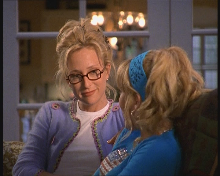 DailyDuff-dot-nl_2x03MomsBestFriend1013.jpg