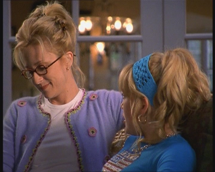 DailyDuff-dot-nl_2x03MomsBestFriend1018.jpg