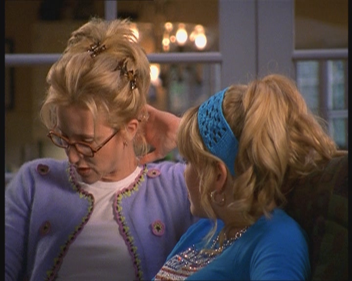 DailyDuff-dot-nl_2x03MomsBestFriend1029.jpg