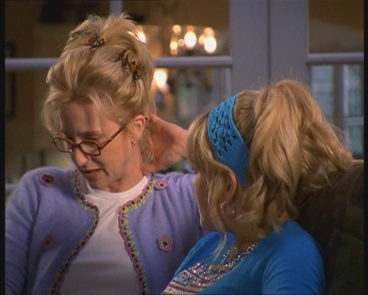 DailyDuff-dot-nl_2x03MomsBestFriend1031.jpg