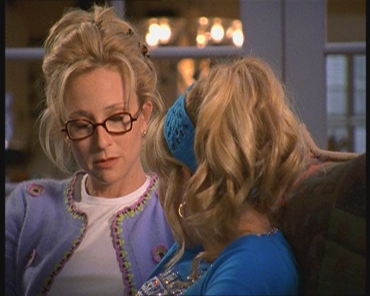 DailyDuff-dot-nl_2x03MomsBestFriend1048.jpg