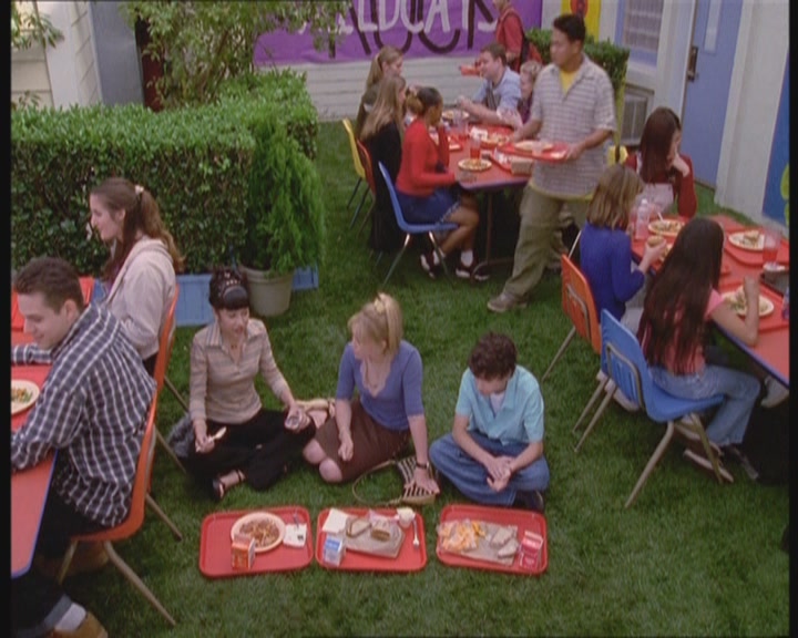 DailyDuff-dot-nl_2x04TheRiseAndFallOfKate0103.jpg
