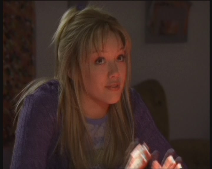 DailyDuff-dot-org_LizzieMcGuire-WorkingGirl0134.jpg