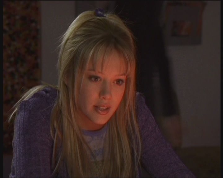 DailyDuff-dot-org_LizzieMcGuire-WorkingGirl0156.jpg